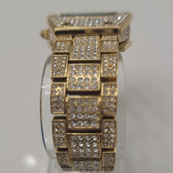 Mens Goldplated Iced Out Simulated Diamond Waterproof Quartz Movement Watch - Picture 2 of 12